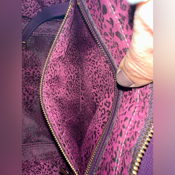 Authentic Longchamp Le Pliage Heritage Top Handle Bag in purple / maroon - Picture 8 of 12